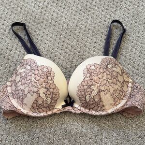 Victoria's Secret Cream and Purple Lace Overlay Bra